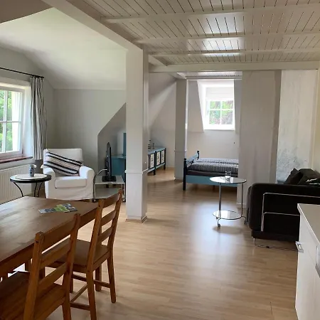 Residenz Im Park Apartment Friedrichroda Exterior photo